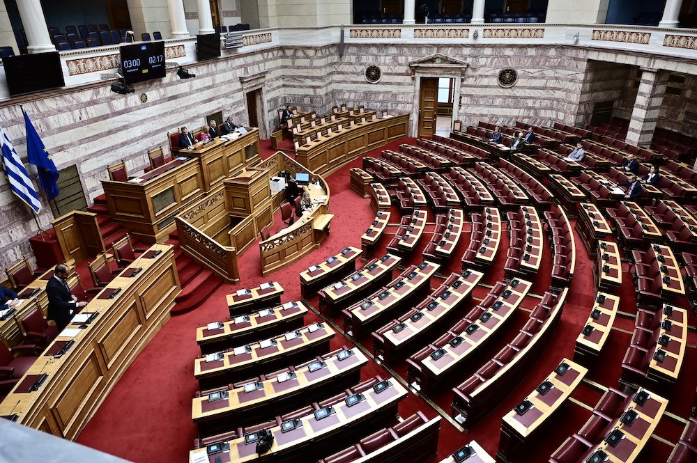 Βουλή: εγκρίθηκε το νομοσχέδιο για τη Δημόσια Υγεία στην αρμόδια Κοινοβουλευτική Επιτροπή