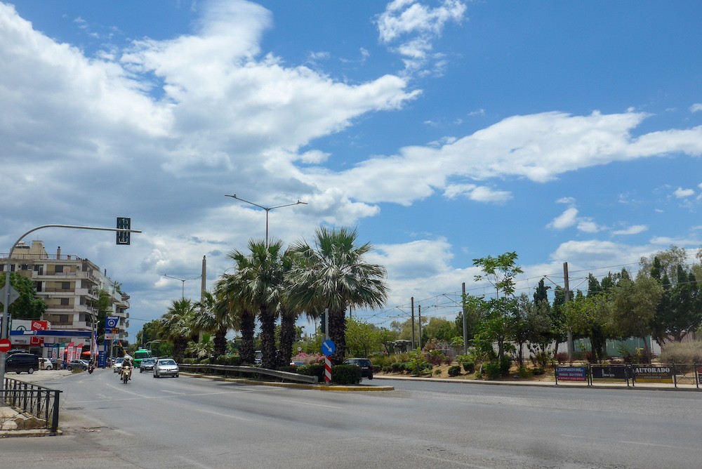 Γλυφάδα: βρέθηκε βόμβα του Β&#x27; Παγκοσμίου Πολέμου - Κυκλοφοριακές ρυθμίσεις την Πέμπτη στην Ποσειδώνος