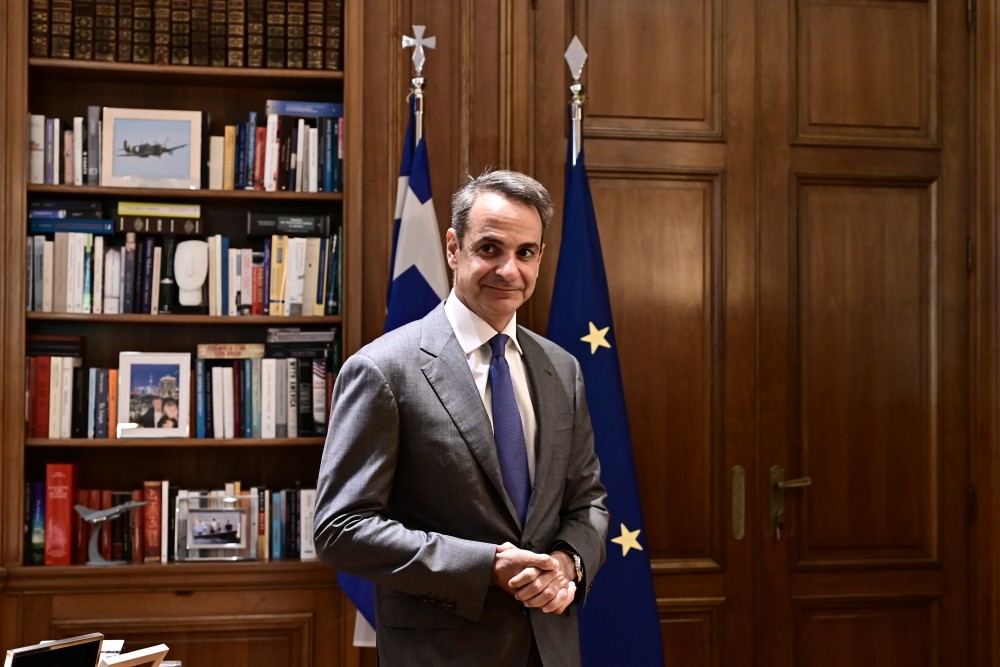 Κυριάκος Μητσοτάκης: Προχωράμε όλοι μαζί μπροστά - Δεν αφήνουμε κανέναν πίσω&#33;