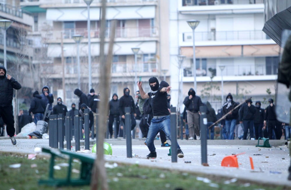 Τέλος στη βία των γηπέδων