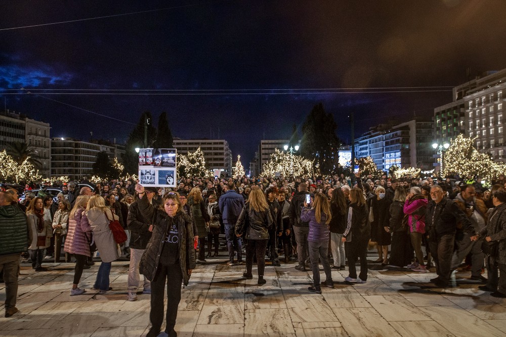 Βλέποντας πίσω από τις τραγωδίες στη Νεοχωρούδα και την Αράχοβα