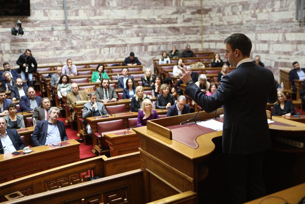 ΣΥΡΙΖΑ: η κατρακύλα φέρνει γκρίνια και απελπισία