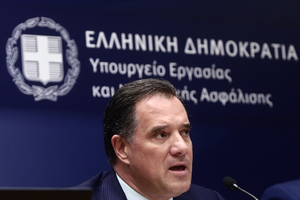 Ο Άδωνις και τα ανυπόληπτα συριζοτρόλ