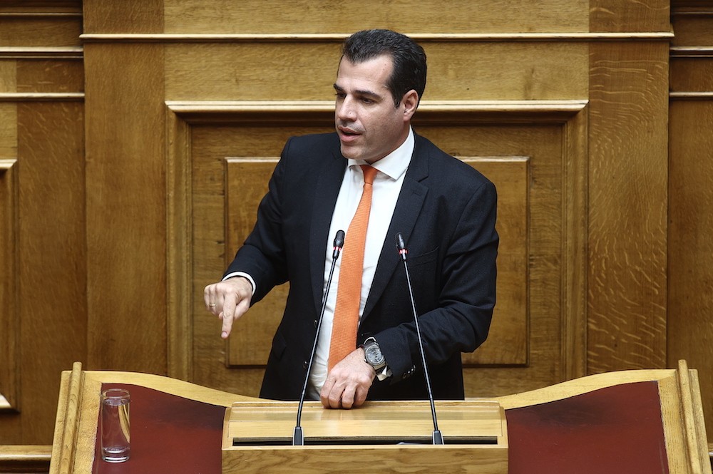 Θάνος Πλεύρης: ζήτησε να απέχει από την Εξεταστική για τα Τέμπη