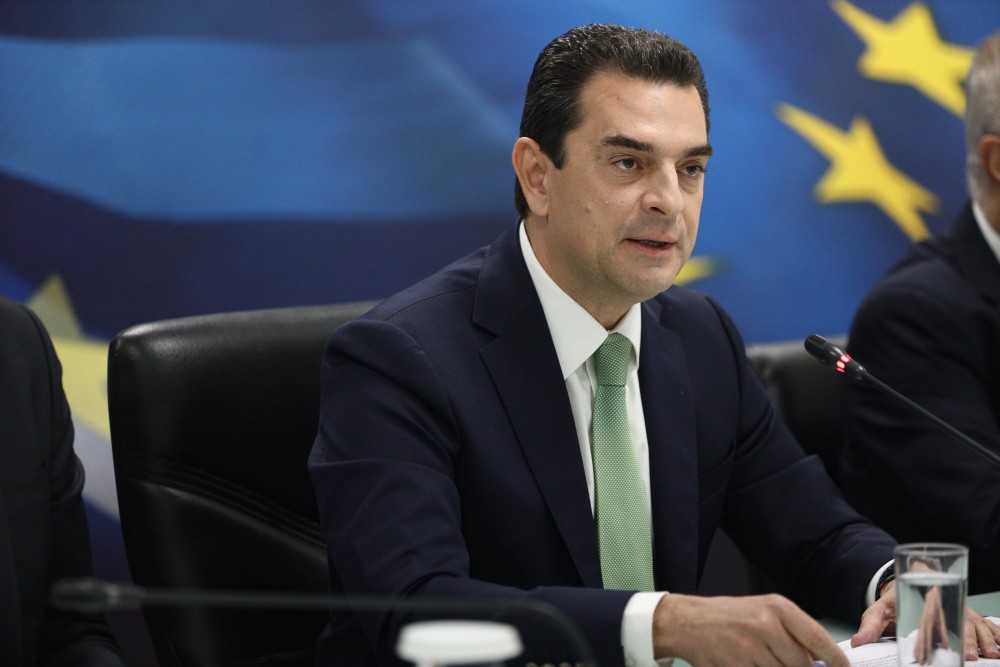 Κώστας Σκρέκας: Επιπλέον μέτρα για την ακρίβεια αν χρειαστεί