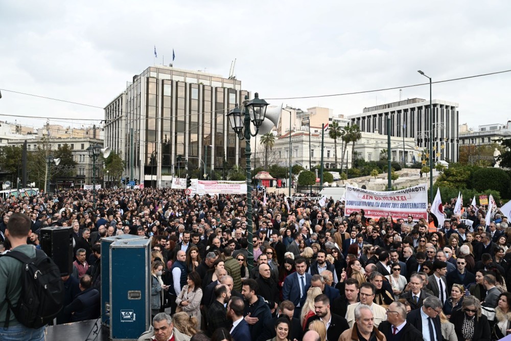 Κυκλοφοριακές ρυθμίσεις σε Σύνταγμα και Θησείο λόγω προεκλογικών συγκεντρώσεων