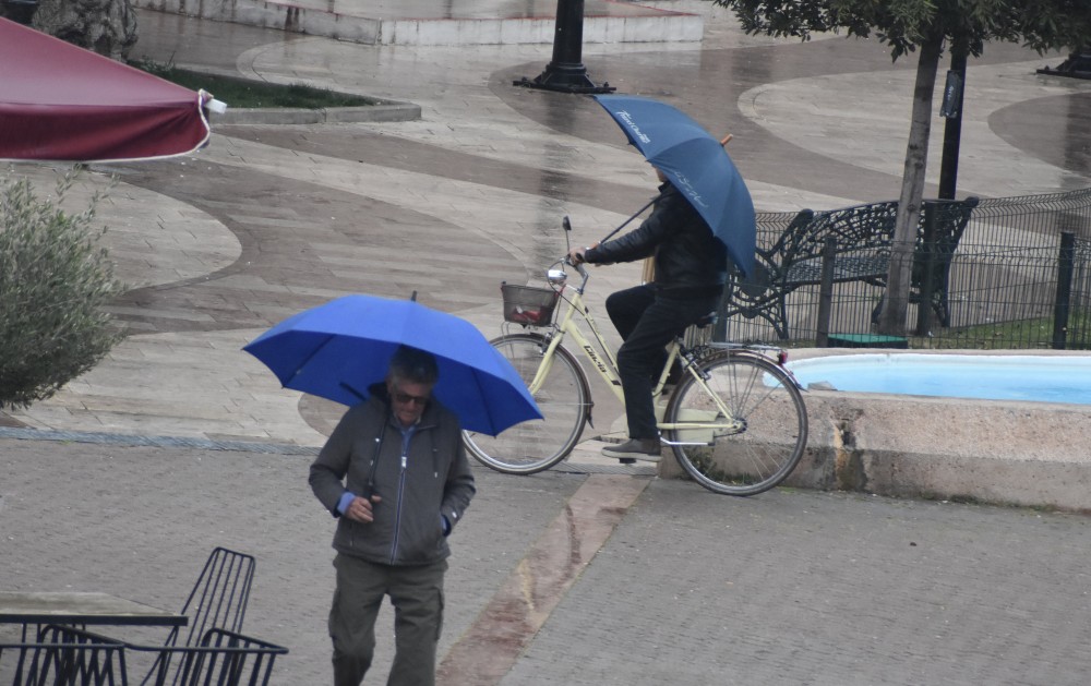 Αλλαγή του καιρού από αύριο με λασποβροχές και πτώση θερμοκρασίας