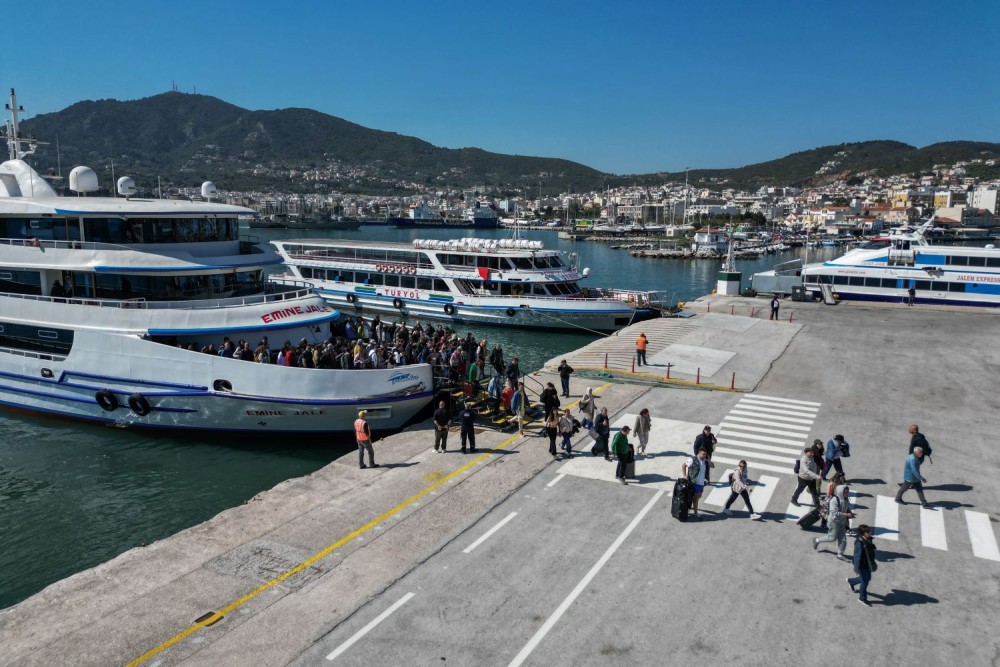 Σε πέντε ακόμη νησιά του Αιγαίου επεκτείνεται η βίζα express για Τούρκους τουρίστες