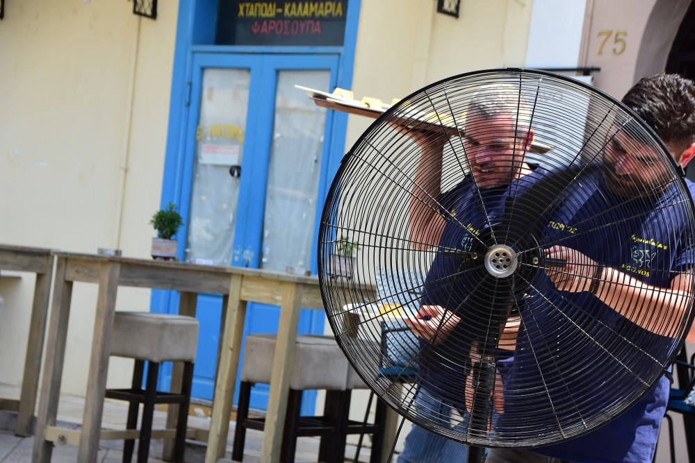 ΔΥΠΑ: ξεκινούν οι αιτήσεις για το ειδικό εποχικό βοήθημα έτους 2024