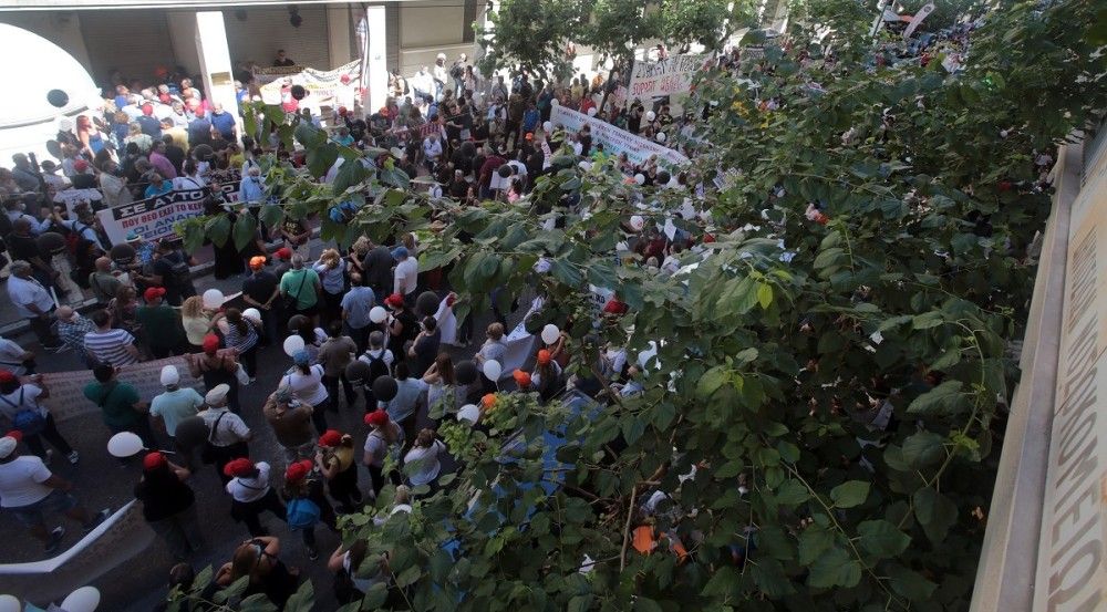 Τι προβλέπει το νομοσχέδιο για τις διαδηλώσεις που κατατέθηκε στη Βουλή