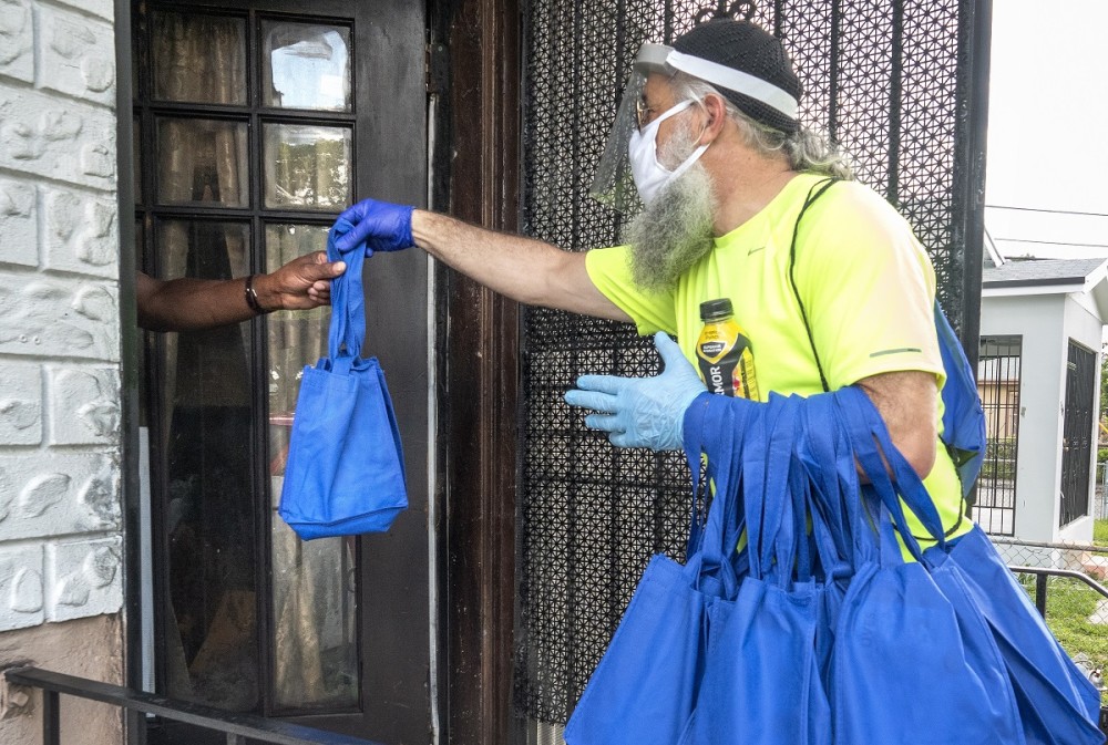 ΗΠΑ: 10.000 κρούσματα σε μία μέρα&#8230; μόνο στη Φλόριντα