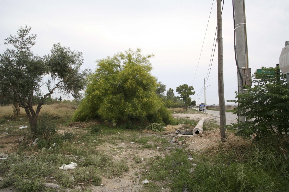 «Ωρολογιακές βόμβες» τα ακαθάριστα οικόπεδα