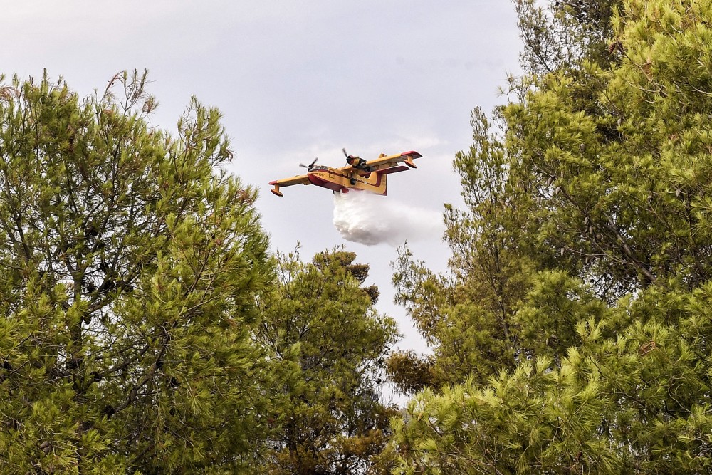 Υψηλός κίνδυνος πυρκαγιάς σε τρεις Περιφέρειες