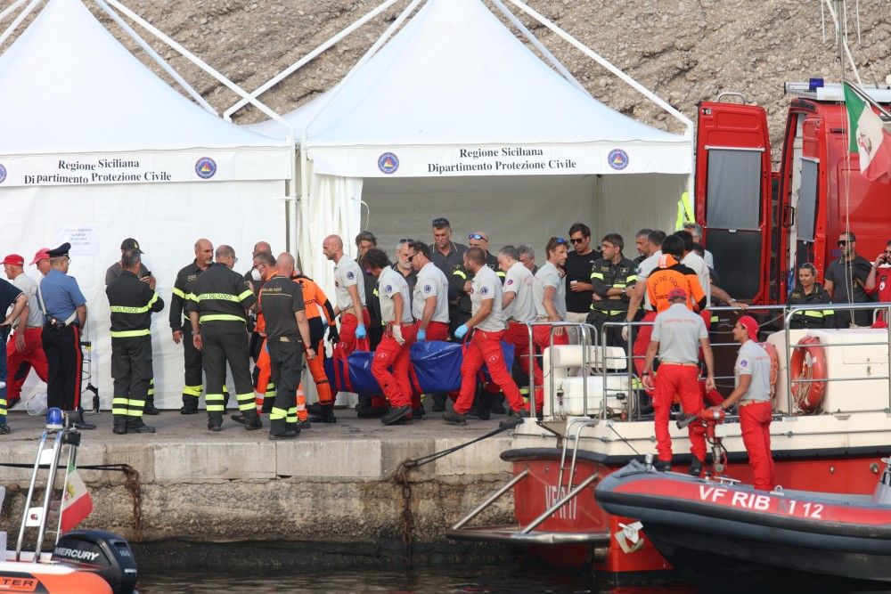 Σικελία: στους 6 οι νεκροί από το ναυάγιο, μεταξύ των οποίων και ο μεγιστάνας Μάικλ Λιντς (vid)