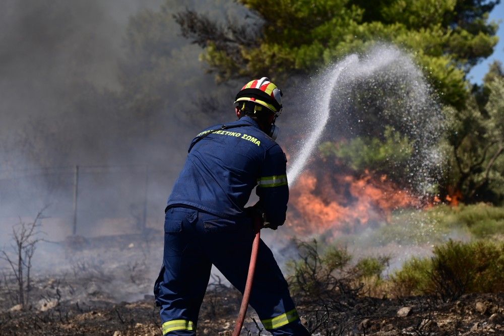 Χανιά: φωτιά σε χορτολιβαδική έκταση του Δήμου Κισσάμου