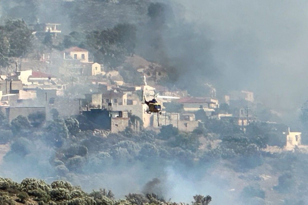 Φωτιά στο Ρέθυμνο: εκκενώθηκαν 9 χωριά - Στην περιοχή ο Βασίλης Κικίλιας