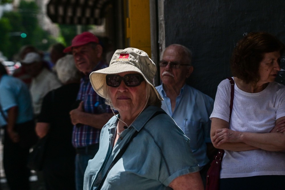 Στην... τσέπη των συνταξιούχων οι αυξήσεις - Αλλάζει ο τρόπος υπολογισμού της εισφοράς αλληλεγγύης