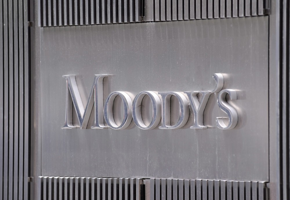 Moody’s: σε αναμονή οι αγορές για την αξιολόγηση των ελληνικών ομολόγων