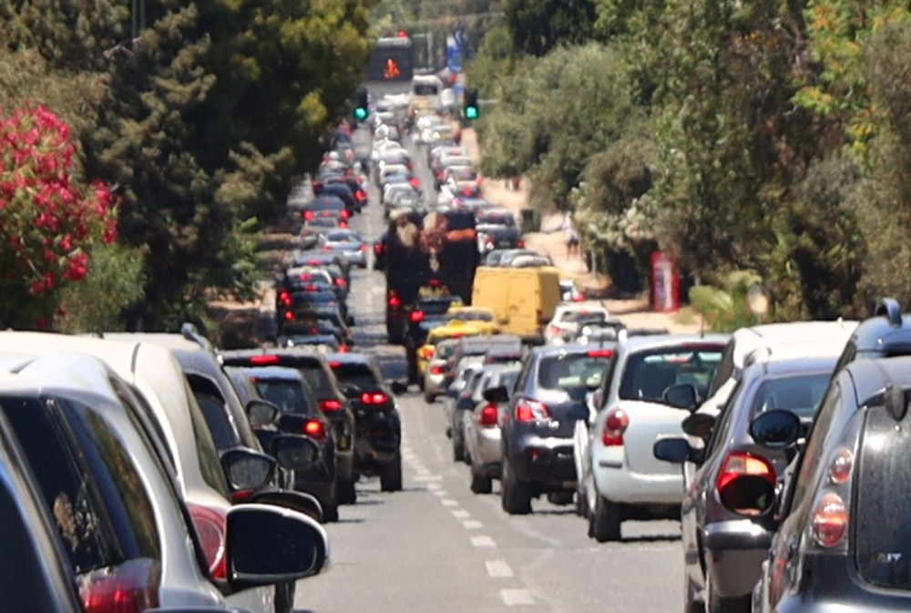 Τέλη κυκλοφορίας: Καμία παράταση στην υποβολή τους δήλωσε ο Χρίστος Δήμας