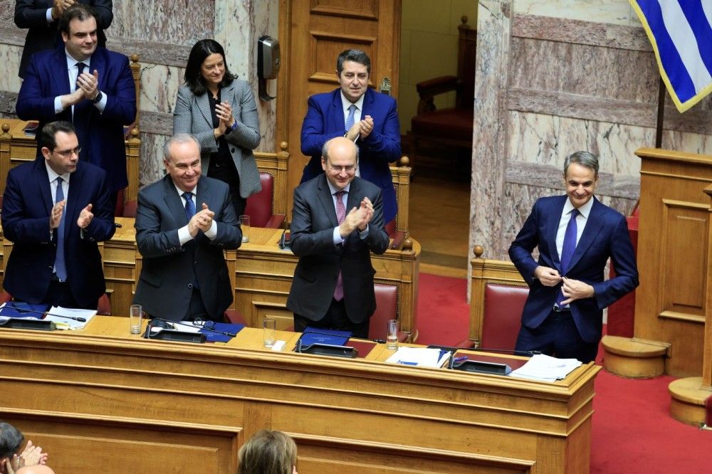 Τα νέα μέτρα που ανακοίνωσε ο πρωθυπουργός για τράπεζες, χαμηλοσυνταξιούχους και ένστολους