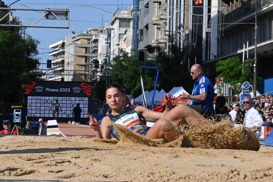 Το Piraeus Street Long Jump έγραψε ιστορία στον Πειραιά!